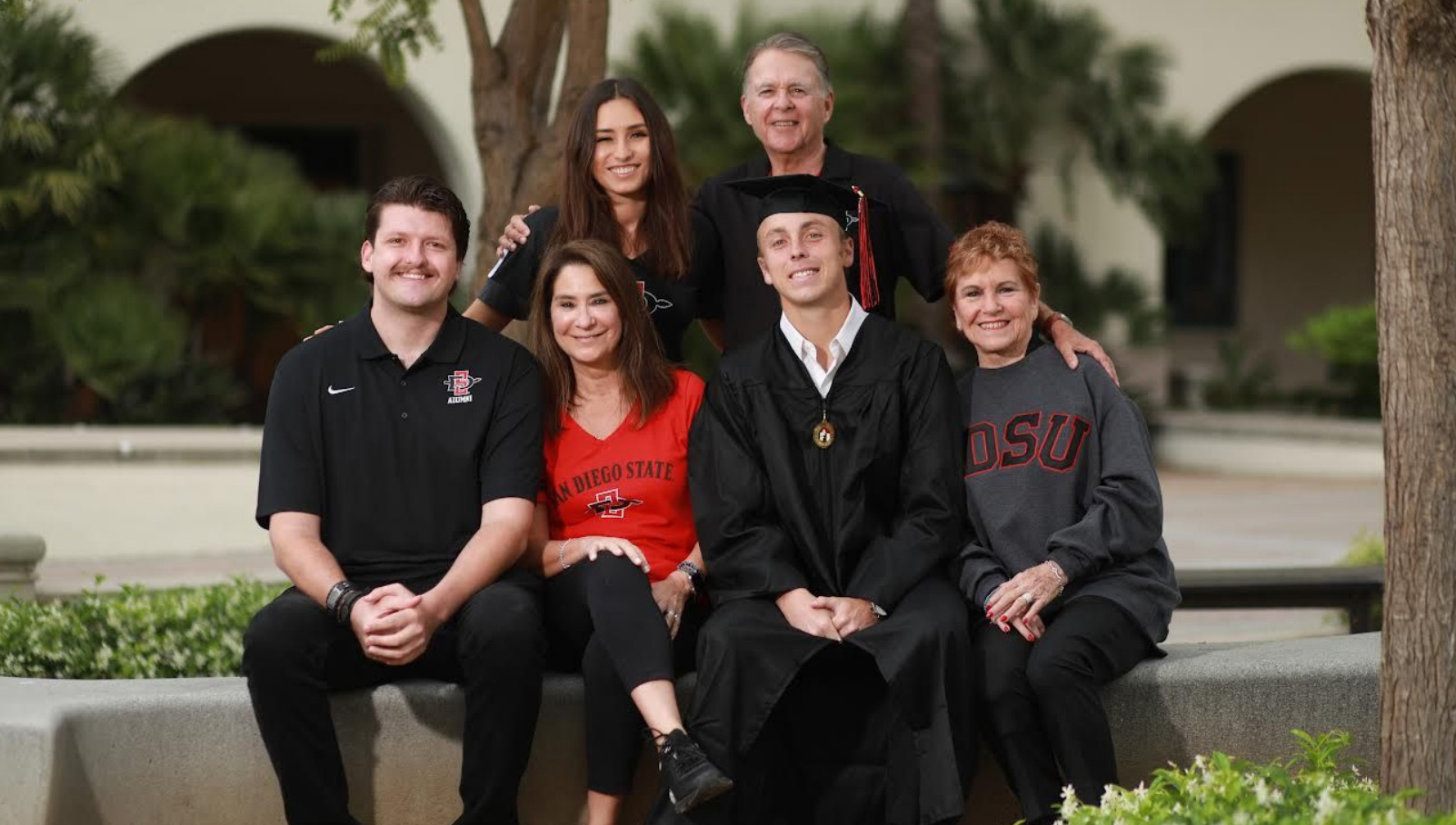 Photographed are SDSU student recipients and donors.