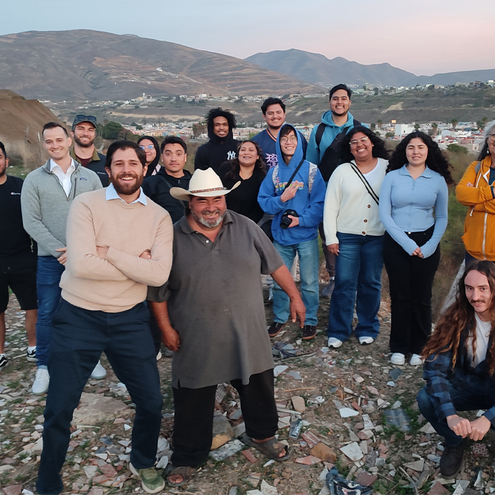 photo of SDSU students in trans border class